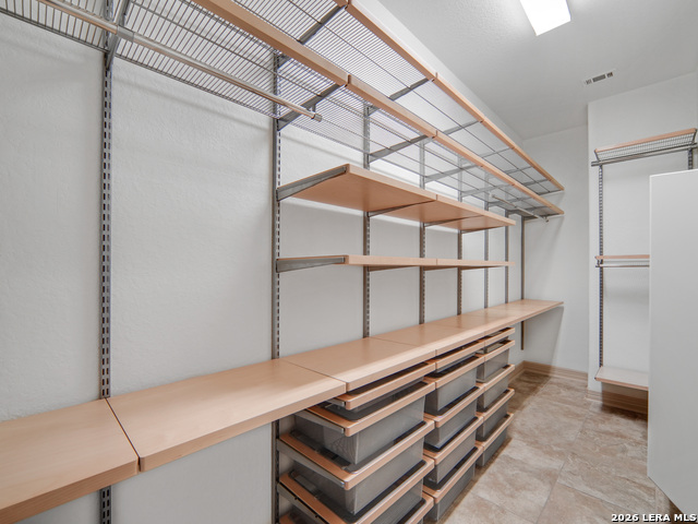 Image 28 of 37 For 904 Beechwood