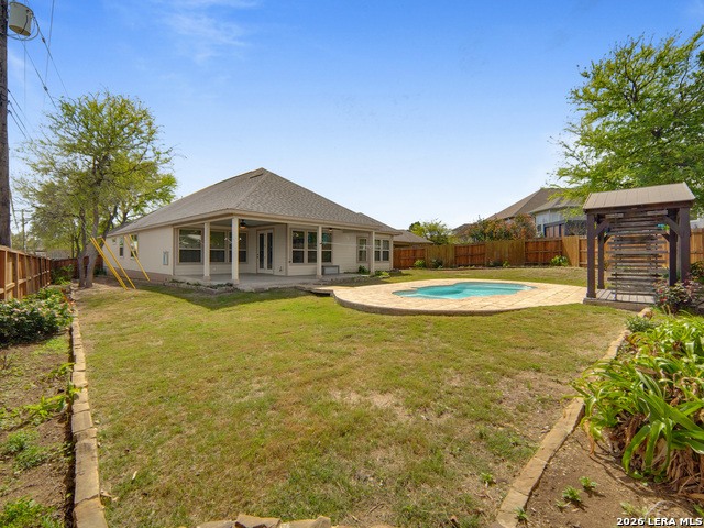 Image 35 of 37 For 904 Beechwood