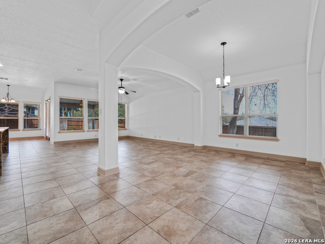 Image 4 of 37 For 904 Beechwood