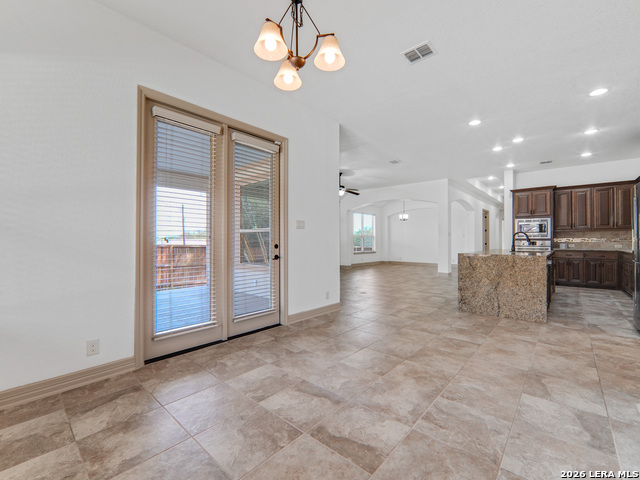 Image 7 of 37 For 904 Beechwood