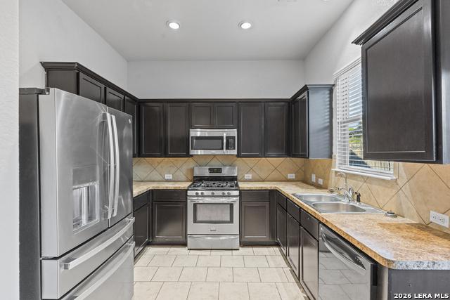 Image 8 of 31 For 6534 Candlecrest