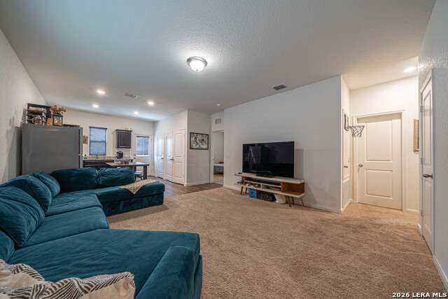 Image 3 of 20 For 13513 Flower Pond