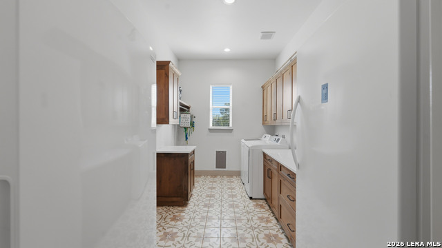 Image 28 of 50 For 1130 Church  