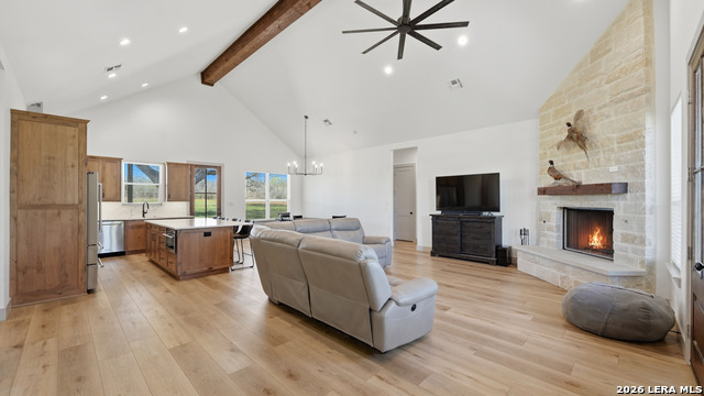 Image 3 of 50 For 1130 Church  