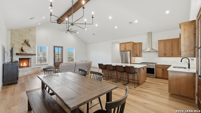 Image 7 of 50 For 1130 Church  