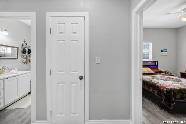 Image 33 of 50 For 23007 Dream  