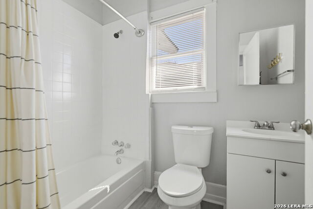 Image 18 of 40 For 1307 Kayton Ave