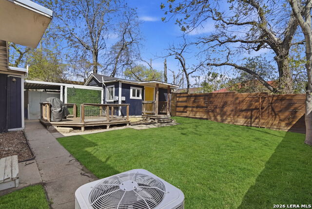 Image 23 of 40 For 1307 Kayton Ave