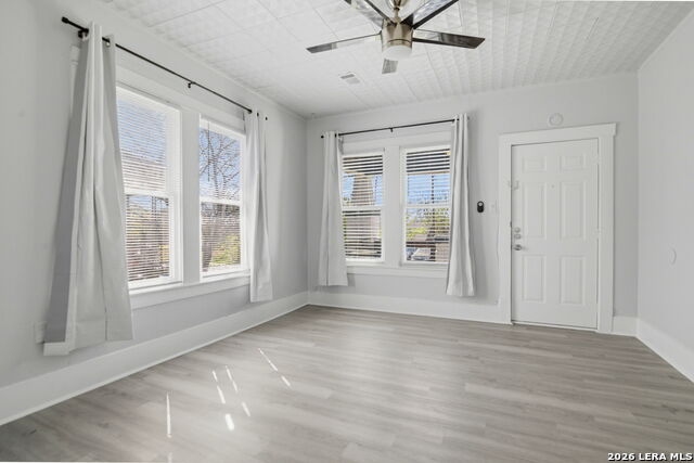 Image 6 of 40 For 1307 Kayton Ave