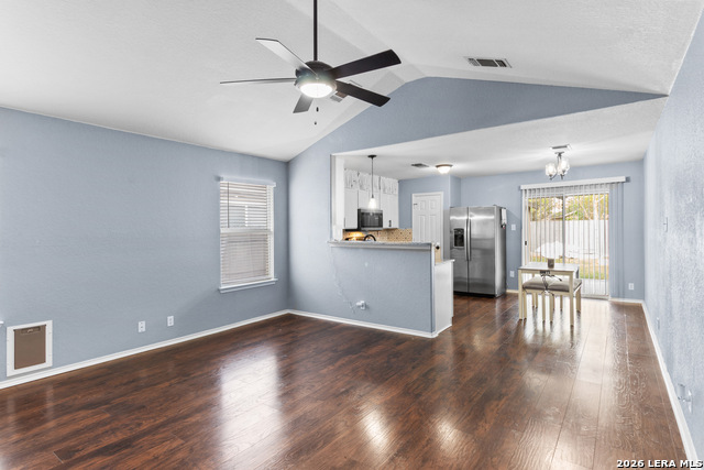 Image 11 of 36 For 6019 Old Chimney