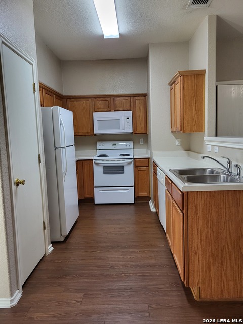 Image 3 of 7 For 4163 St Charles Bay