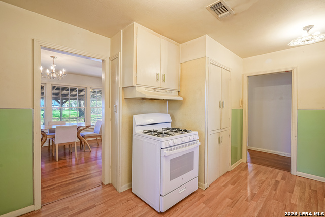 Image 10 of 40 For 2810 Kaiser  