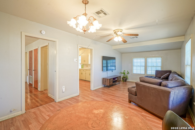 Image 13 of 40 For 2810 Kaiser  