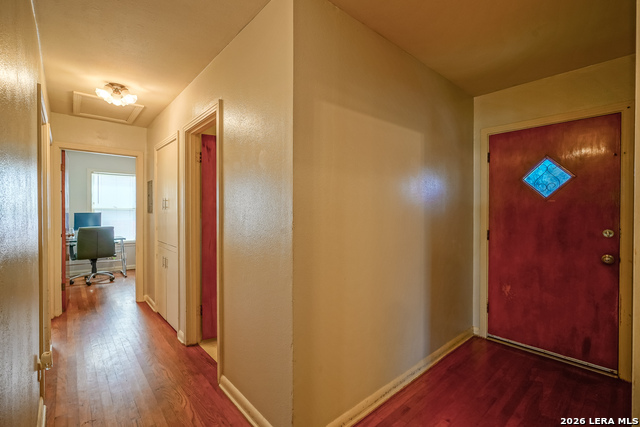 Image 18 of 40 For 2810 Kaiser  