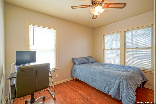 Image 26 of 40 For 2810 Kaiser  