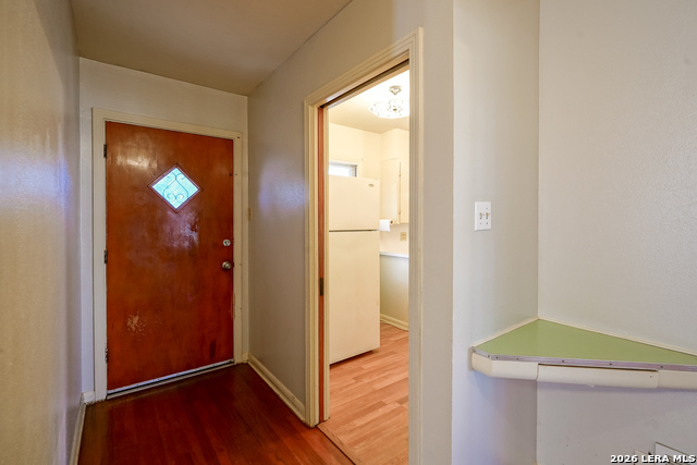 Image 6 of 40 For 2810 Kaiser  