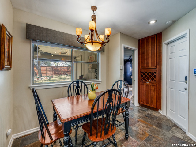 Image 11 of 25 For 10311 Red Quill