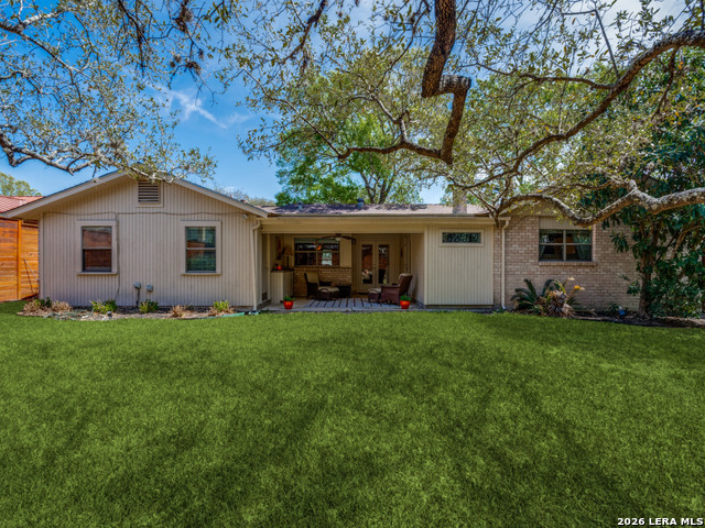 Image 24 of 25 For 10311 Red Quill