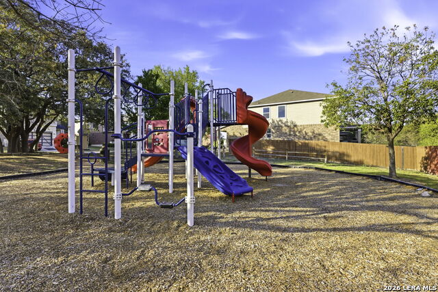 Image 29 of 31 For 1303 Swan Court