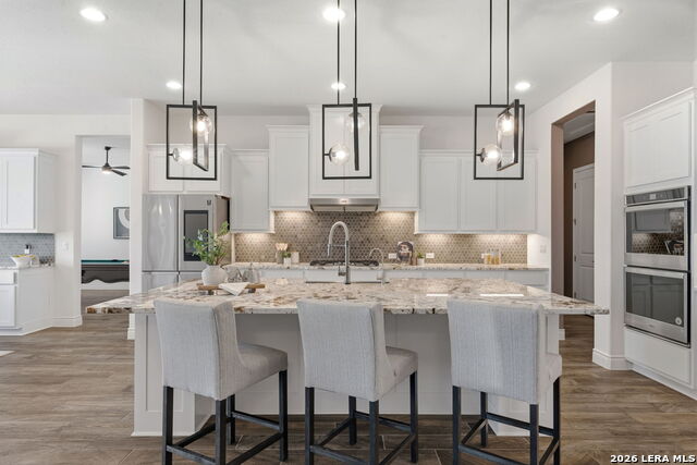 Image 13 of 51 For 982 Belle Oaks