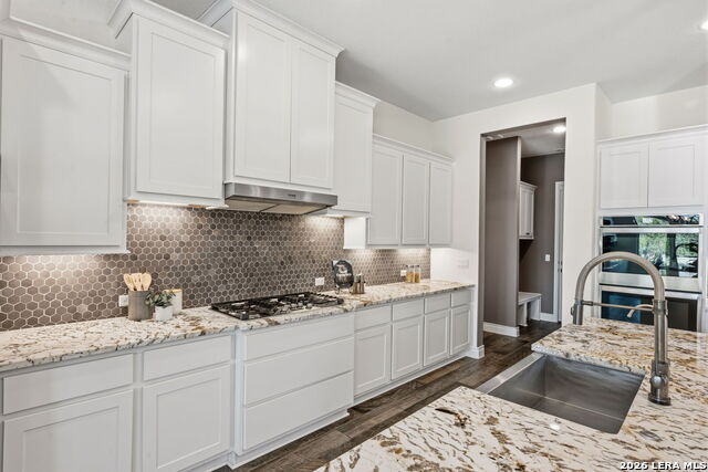 Image 15 of 51 For 982 Belle Oaks