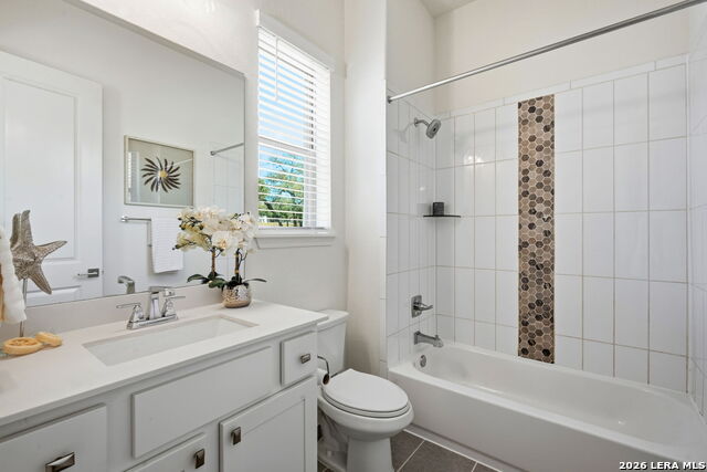 Image 22 of 51 For 982 Belle Oaks