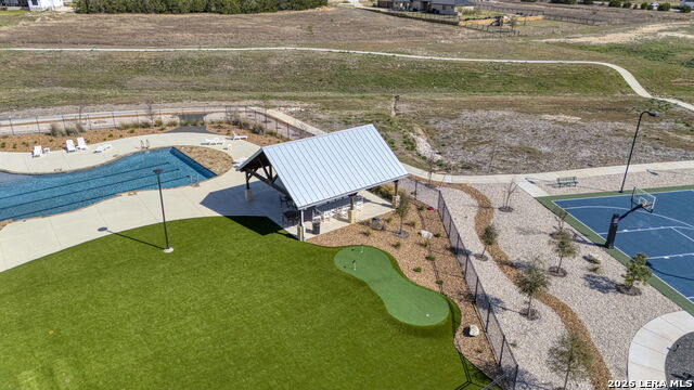 Image 46 of 51 For 982 Belle Oaks