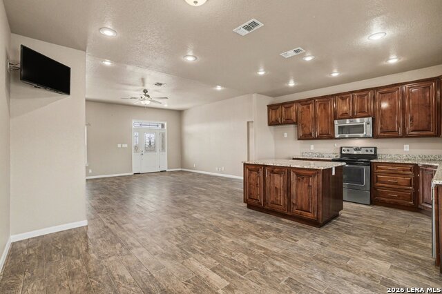 Image 9 of 30 For 1005 County Road 678