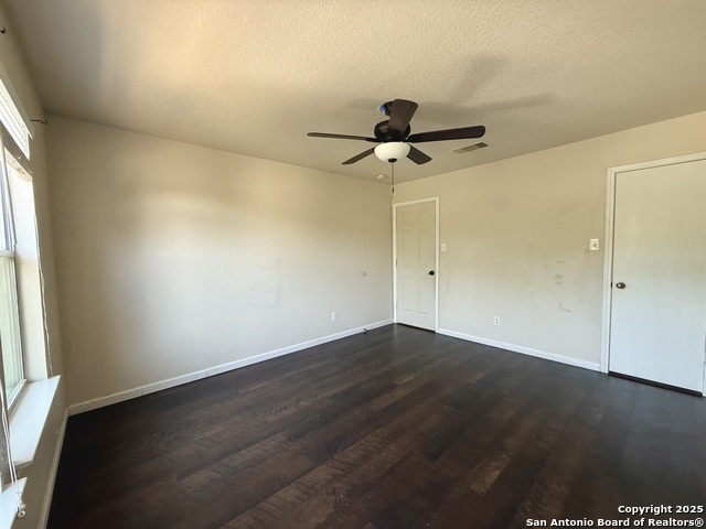 Image 17 of 29 For 6118 Kensinger Pass