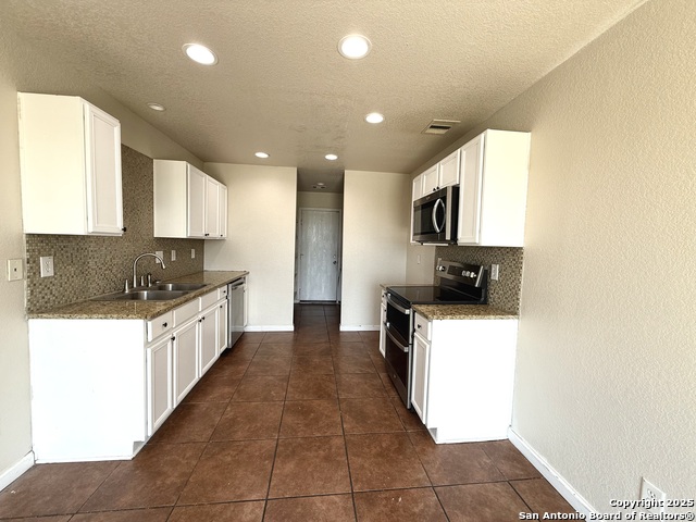 Image 3 of 29 For 6118 Kensinger Pass