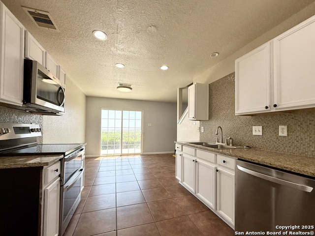 Image 5 of 29 For 6118 Kensinger Pass