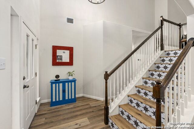 Image 4 of 48 For 9119 Cap Mountain Dr