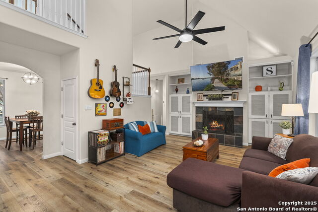 Image 5 of 48 For 9119 Cap Mountain Dr