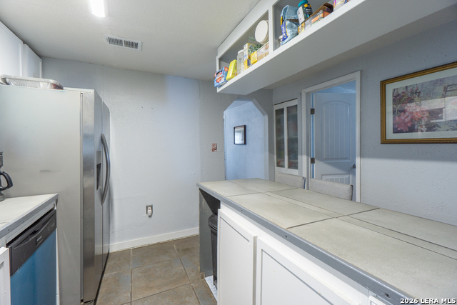 Image 12 of 43 For 1203 Vickers