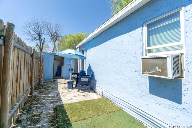 Image 42 of 43 For 1203 Vickers