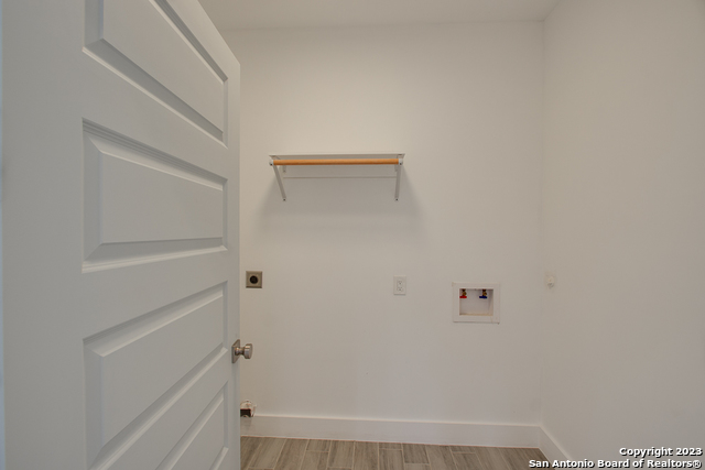 Image 12 of 33 For 1491 Winding Creek Trail