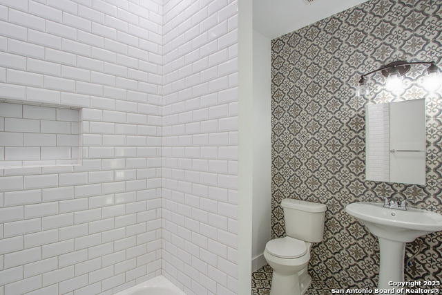 Image 26 of 33 For 1491 Winding Creek Trail