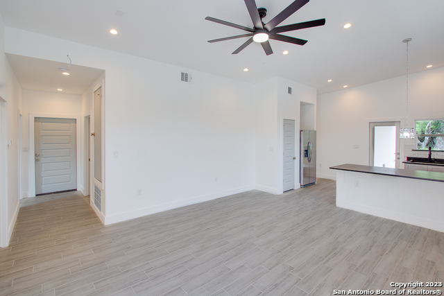 Image 9 of 33 For 1491 Winding Creek Trail