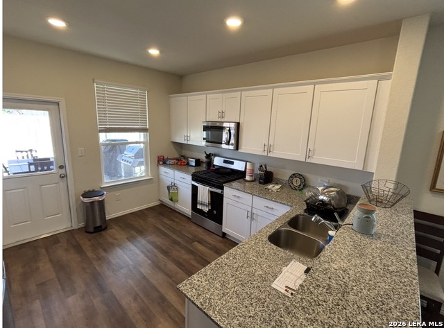 Image 4 of 11 For 109 Acorn  