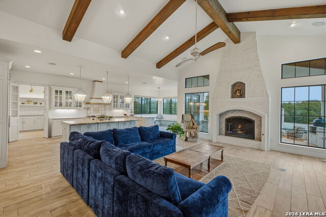 Image 25 of 113 For 11418 Anaqua Springs