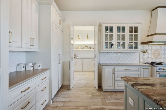 Image 34 of 113 For 11418 Anaqua Springs