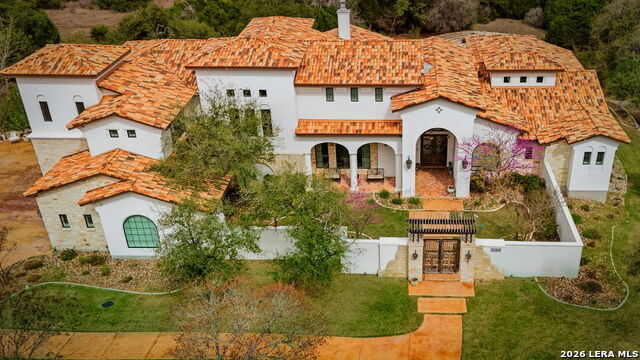 Image 5 of 113 For 11418 Anaqua Springs