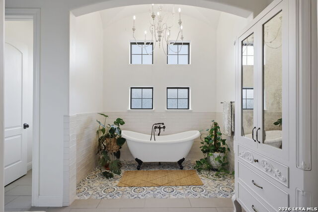 Image 56 of 113 For 11418 Anaqua Springs