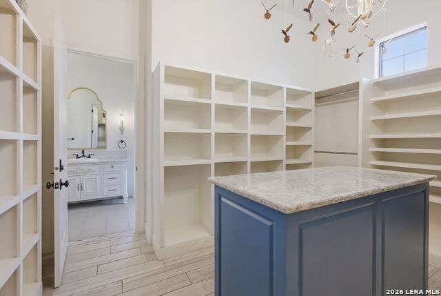 Image 59 of 113 For 11418 Anaqua Springs