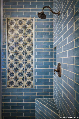 Image 62 of 113 For 11418 Anaqua Springs