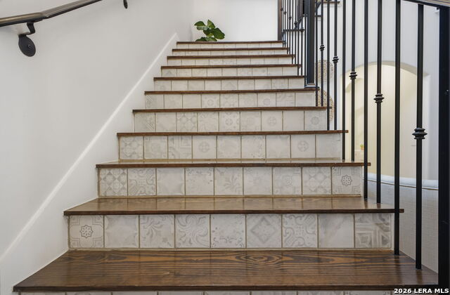 Image 66 of 113 For 11418 Anaqua Springs