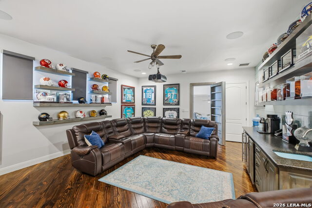 Image 72 of 113 For 11418 Anaqua Springs