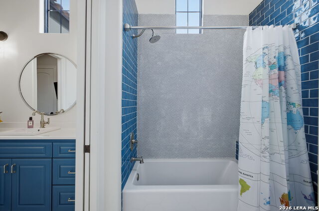 Image 78 of 113 For 11418 Anaqua Springs