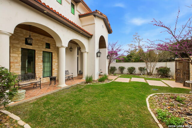 Image 8 of 113 For 11418 Anaqua Springs