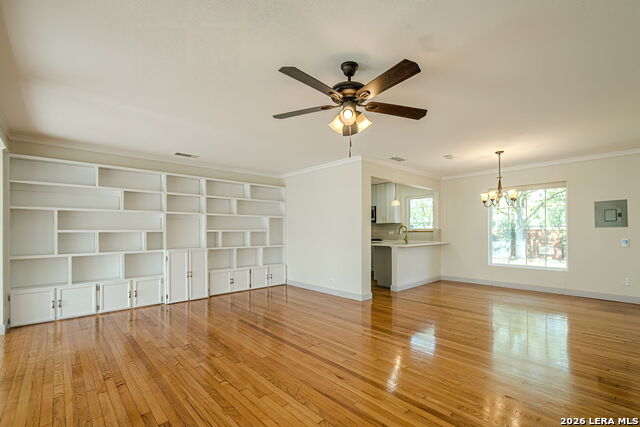 Image 13 of 57 For 227 Devonshire Dr